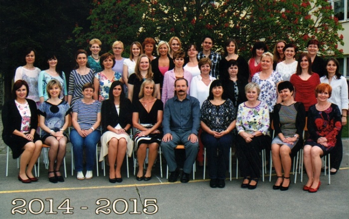 foto učitelského sboru ve šk. roce 2014/2015